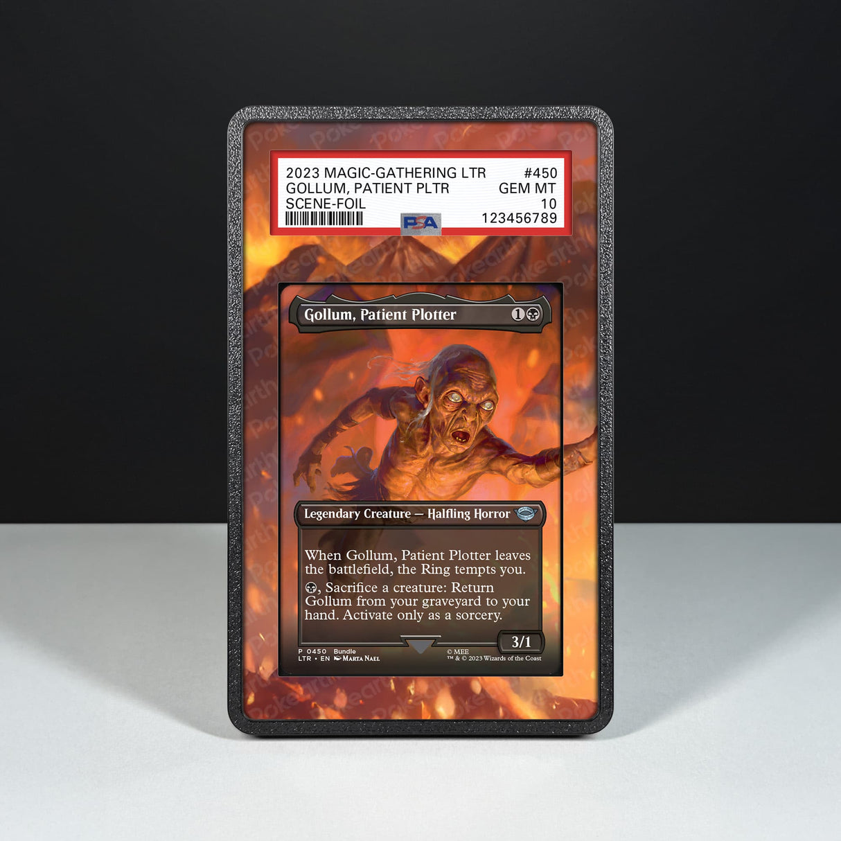 Gollum, Patient Plotter 450 - Graded Card Extended Artwork Display Case - Display Case Extended Artwork Pokearth