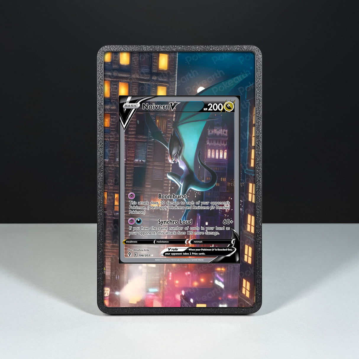 Noivern V 196/203 - Custodia con Artwork Esteso per Carte Pokémon - Display Case Extended Artwork Pokearth