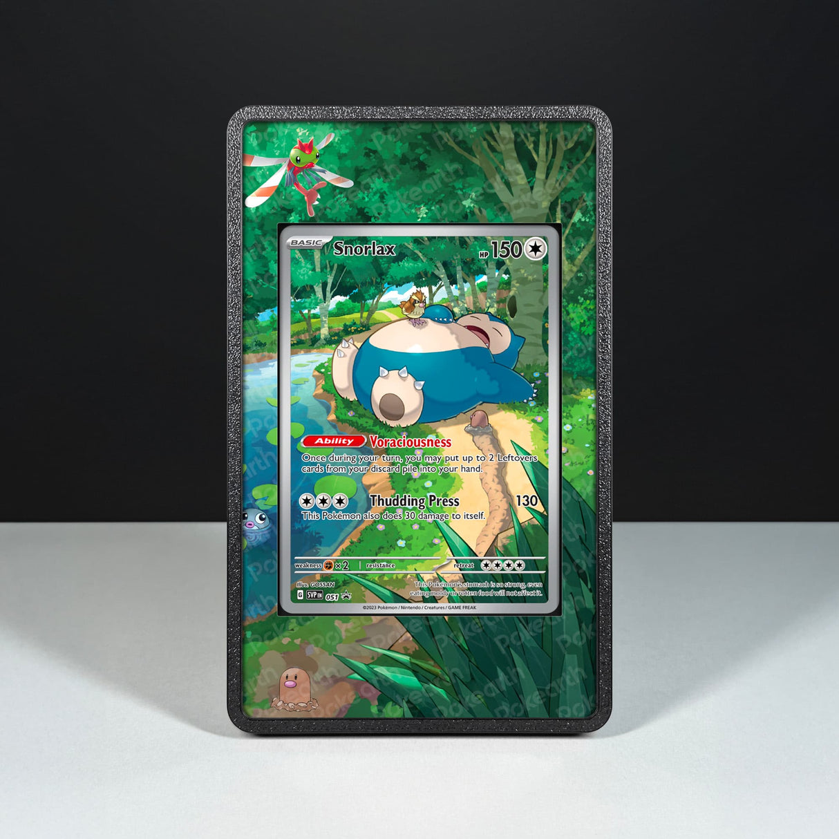 Snorlax SVP 051 - Custodia con Artwork Esteso per Carte Pokémon - Display Case Extended Artwork Pokearth