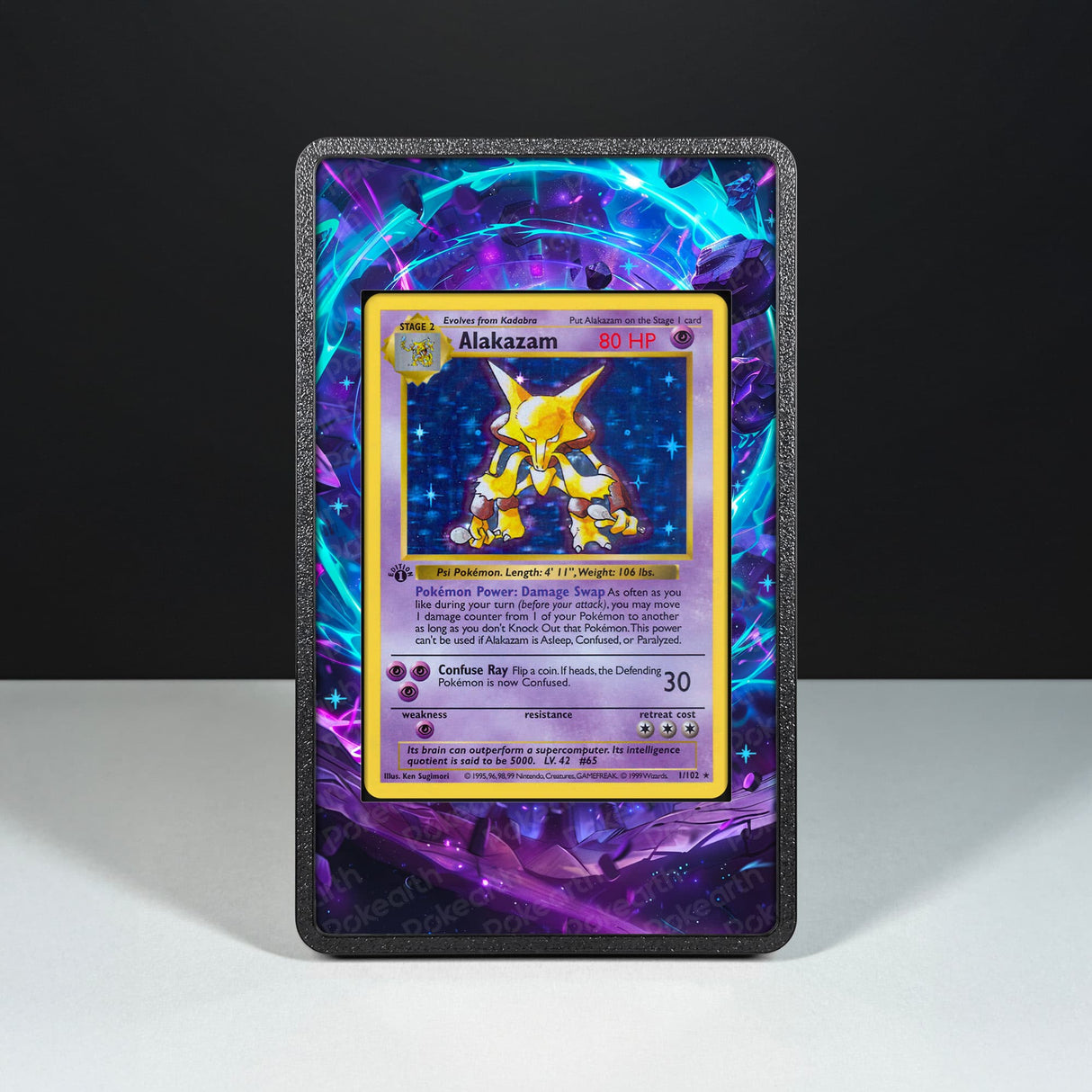 Alakazam 1/102 - Custodia con Artwork Esteso per Carte Pokémon - Display Case Extended Artwork Pokearth