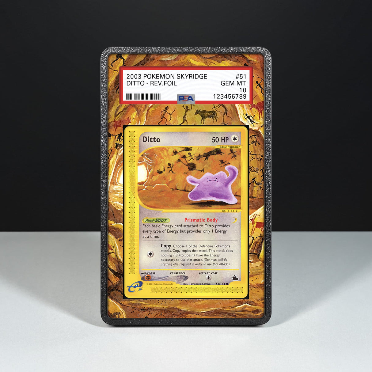 Ditto 51/144 - Custodia con Artwork Esteso per Carte Gradate