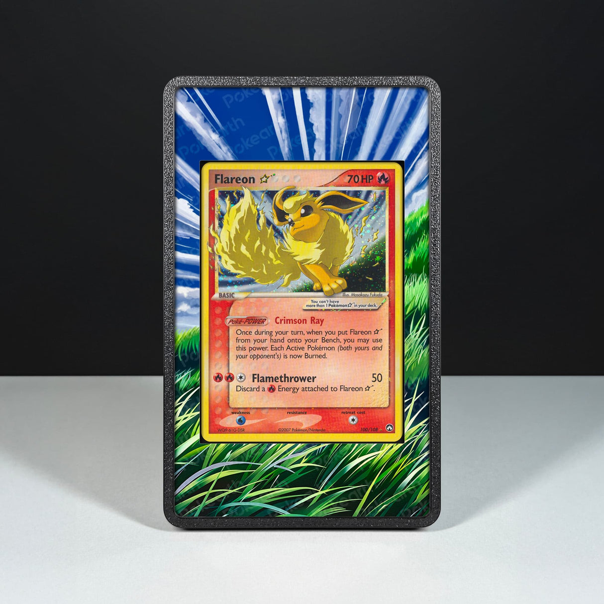 Flareon Gold Star 100/108 - Custodia con Artwork Esteso per Carte Pokémon - Display Case Extended Artwork Pokearth