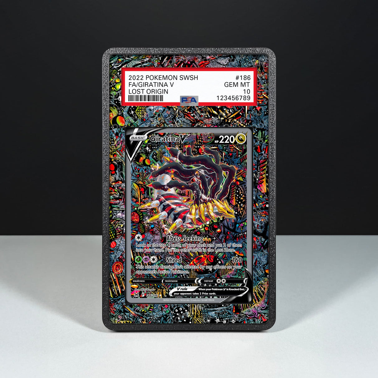 Giratina V 186/196 - Graded Card Extended Artwork Display Case - Display Case Extended Artwork Pokearth