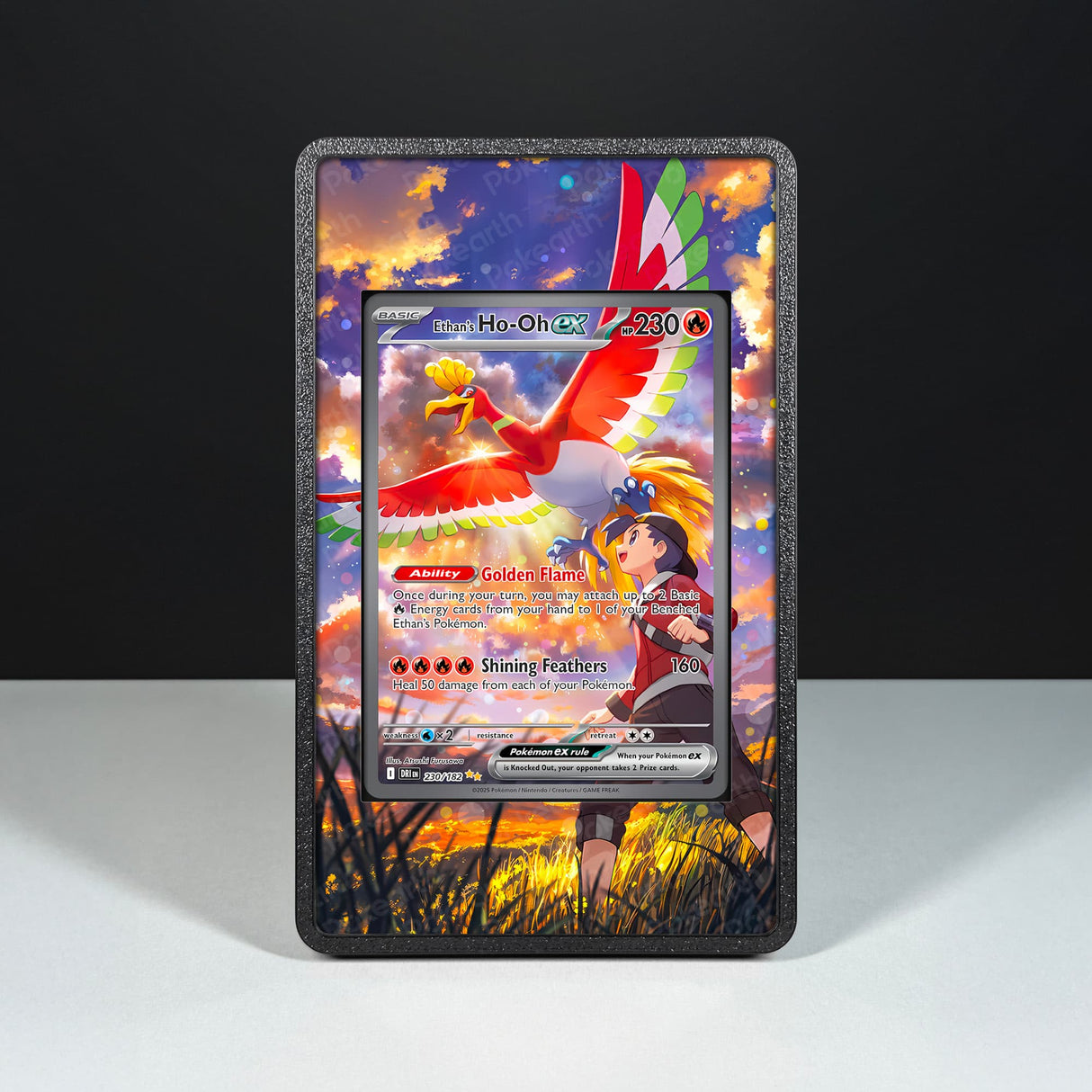 Ho-Oh ex di Armonio 230/182 - Custodia con Artwork Esteso per Carte Pokémon - Display Case Extended Artwork Pokearth