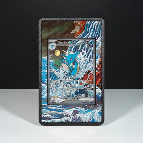 Kingdra ex SVP 131 - Custodia con Artwork Esteso per Carte Pokémon - Display Case Extended Artwork Pokearth
