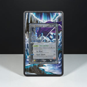 Rocket's Suicune ex 105/109 - Custodia con Artwork Esteso per Carte Pokémon - Display Case Extended Artwork Pokearth