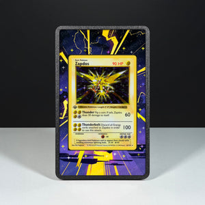 Zapdos 16/102 - Custodia con Artwork Esteso per Carte Pokémon - Display Case Extended Artwork Pokearth