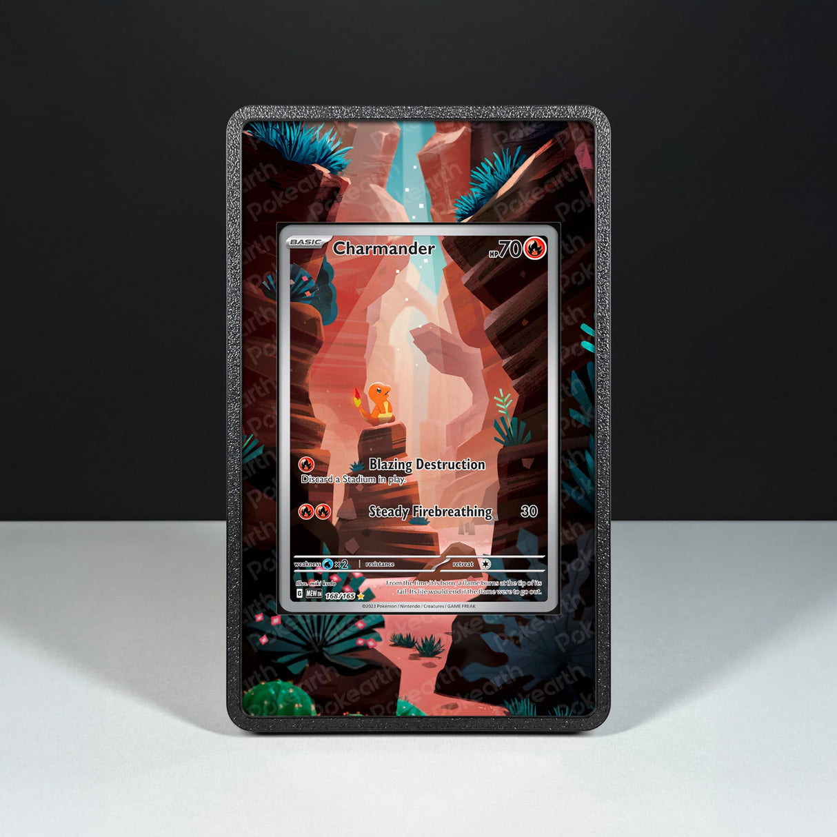 Charmander 168/165 - Custodia con Artwork Esteso per Carte Pokémon - Display Case Extended Artwork Pokearth
