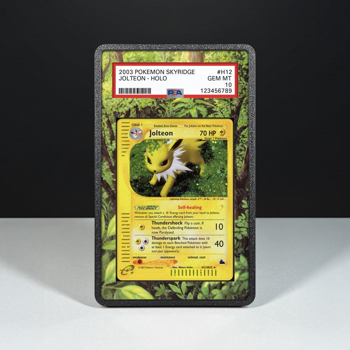 Jolteon H12/H32 - Graded Card Extended Artwork Display Case - Display Case Extended Artwork Pokearth