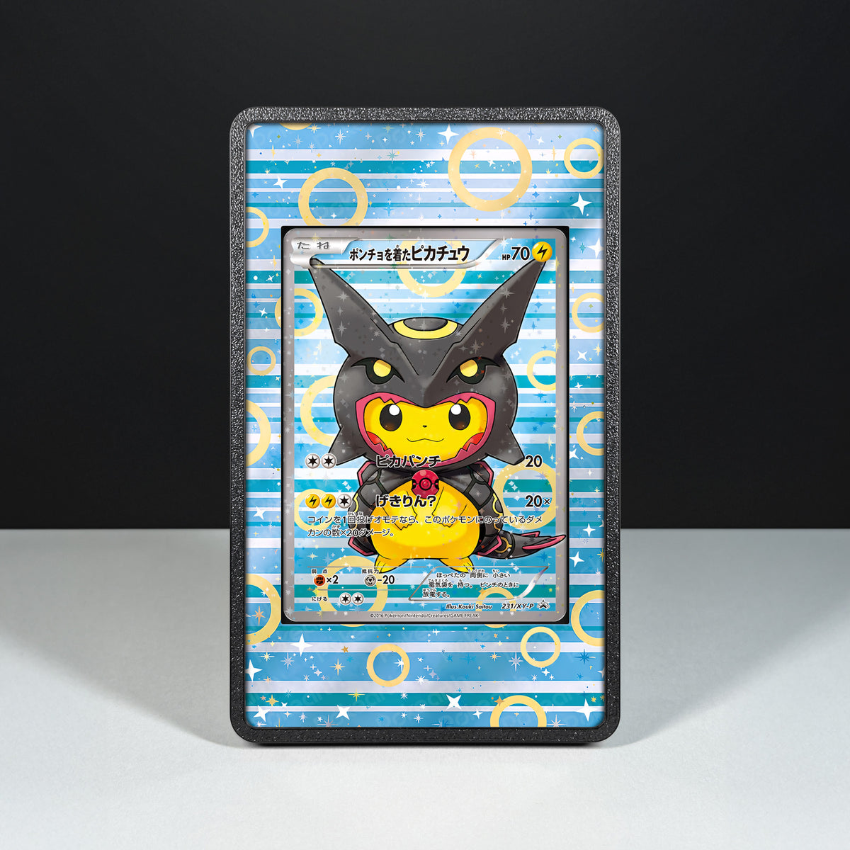 Poncho-Pikachu 231/XY-P – Extended-Artwork-Hülle für Pokémon-Karten