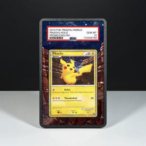 Pikachu PW (Englisch) - Case mit erweitertem Artwork für bewertete Karten