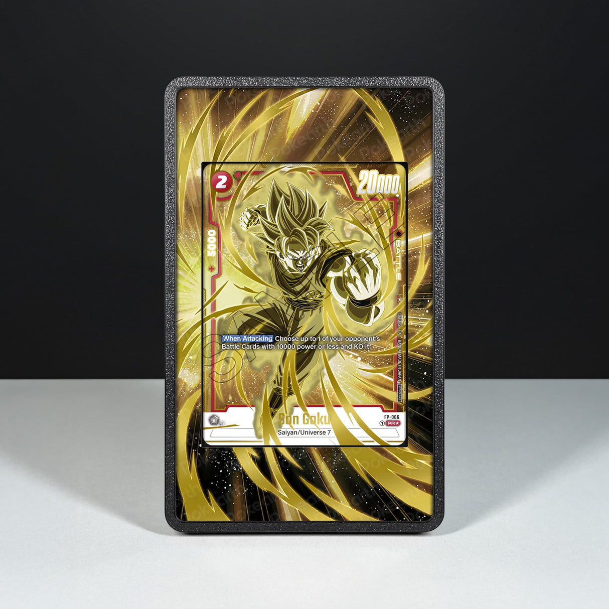 Son Goku FP-006 - Custodia con Artwork Esteso per Carte Dragon Ball - Display Case Extended Artwork Pokearth