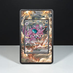 Nidoking ex del Team Rocket 233/182 - Custodia con Artwork Esteso per Carte Pokémon - Display Case Extended Artwork Pokearth