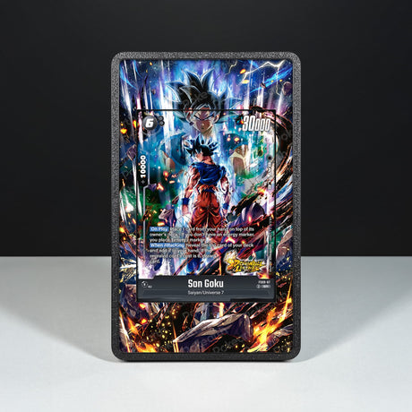 Son Goku FS09-07 - Custodia con Artwork Esteso per Carte Dragon Ball - Display Case Extended Artwork Pokearth