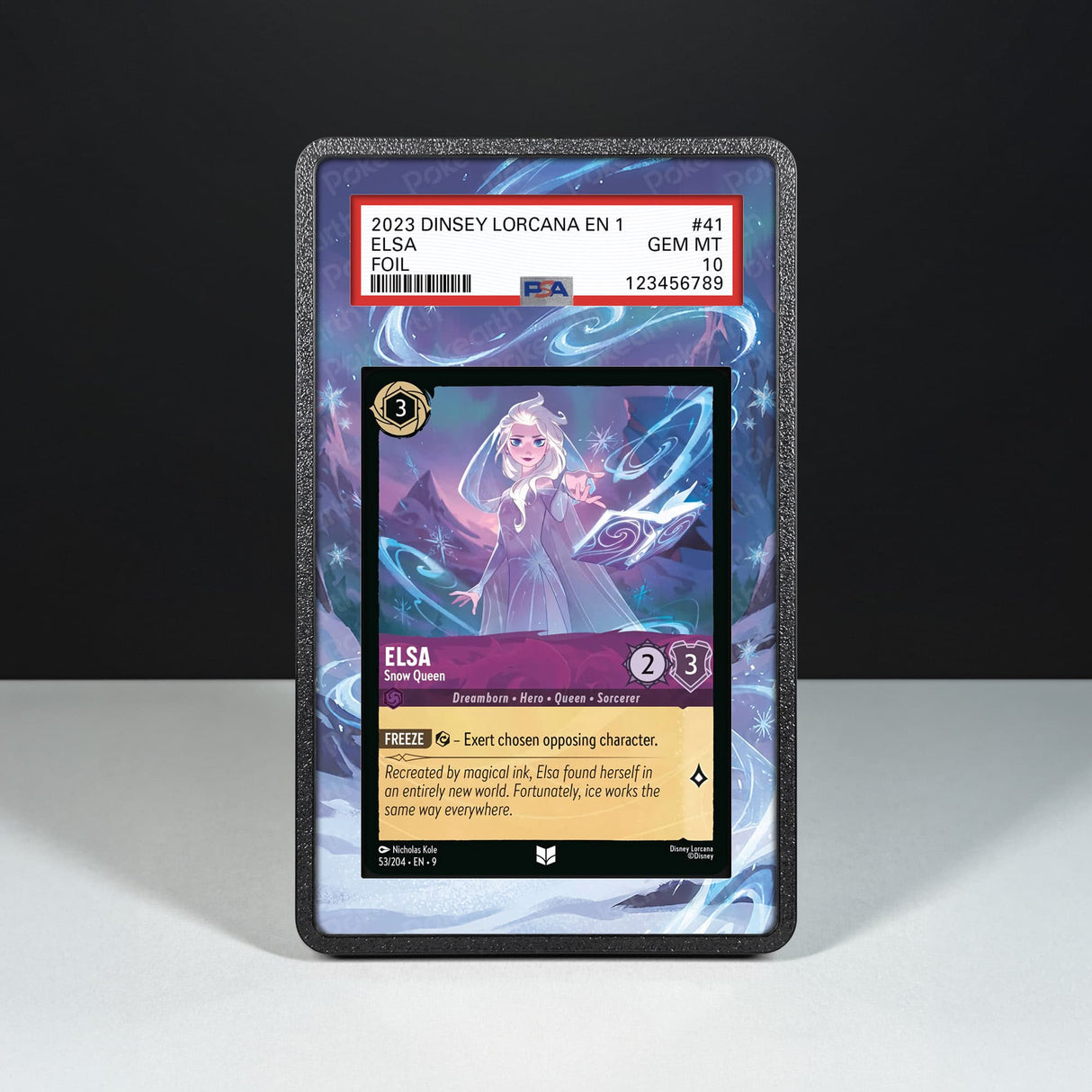 Elsa - Regina delle Nevi 41/204 - Custodia con Artwork Esteso per Carte Gradate - Display Case Extended Artwork Pokearth