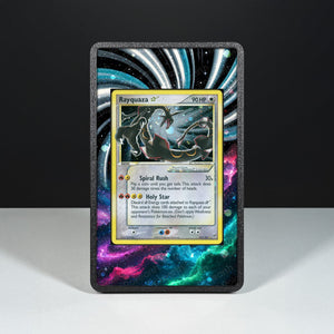 Rayquaza Gold Star 107/107 - Custodia con Artwork Esteso per Carte Pokémon - Display Case Extended Artwork Pokearth