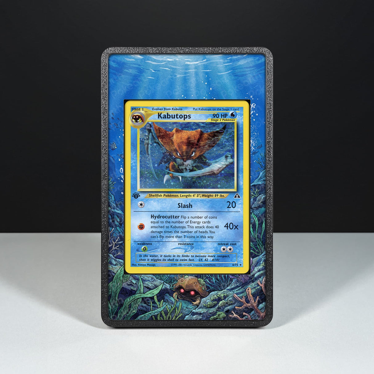 Kabutops 6/75 - Custodia con Artwork Esteso per Carte Pokémon - Display Case Extended Artwork Pokearth